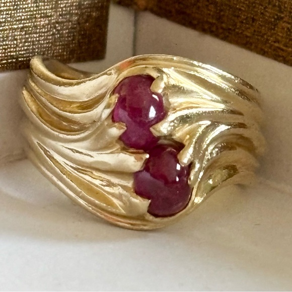 JAMES AVERY - SOLID 14K WIDE SWIRL RING WITH RUBY CABOCHONS - SIZE 6.5 - Picture 10 of 16
